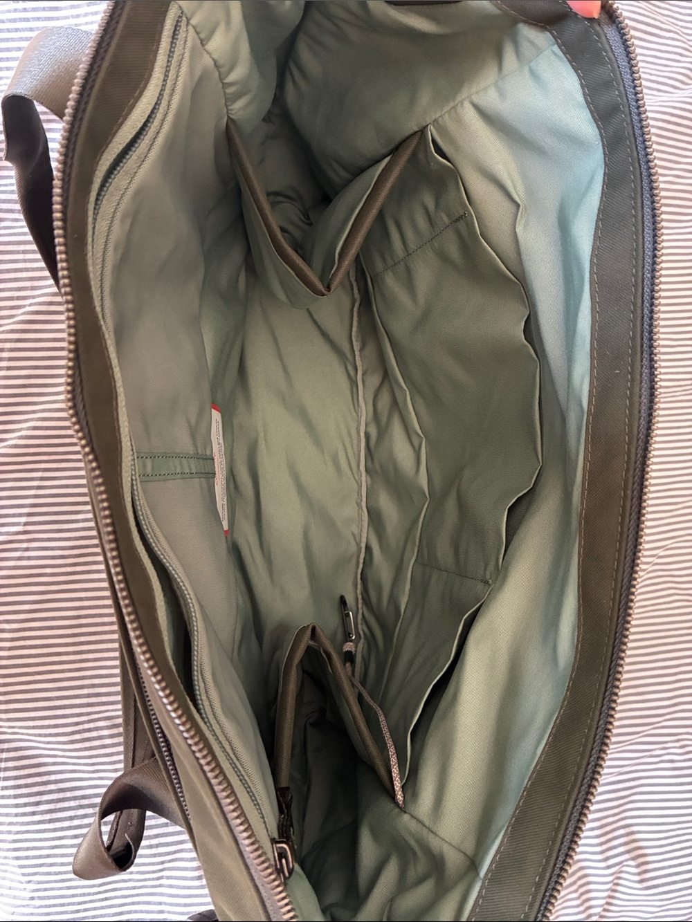 Bellroy Classic Tote in Olive - Picture 13 of 13